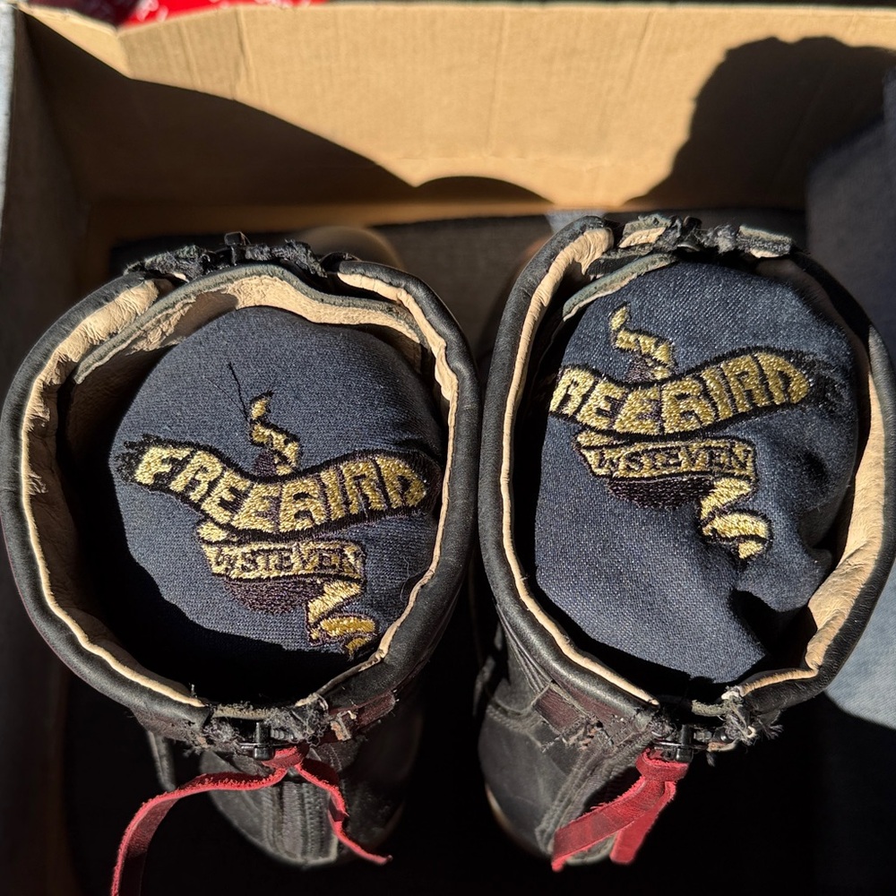 Freebird by Steven —- “Bailey” Black Lace Up Boots - Picture 7 of 7